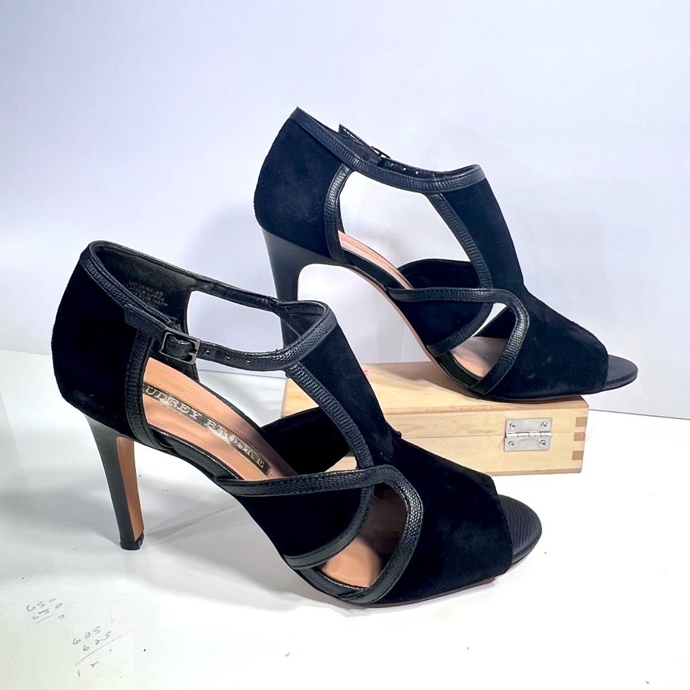 AUDREY BROOKE MODENA AB BALCK LEATHER HEELS